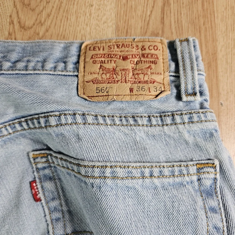 Levis 560 Comfort Fit Jeans Mens 36x34 Blue‎ Denim Pants Y2K Baggy Distressed